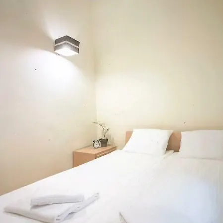 Schwarz Tiger 16 Rynek Apartman *